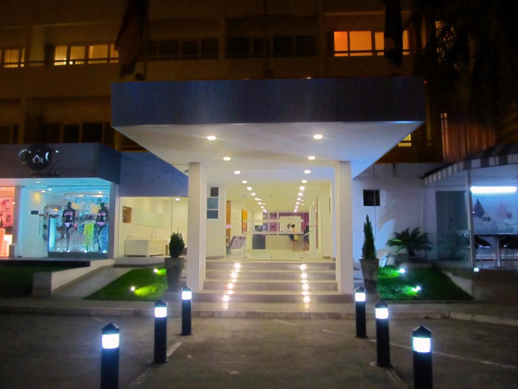 Hotel Caparuch Santa Cruz de La Sierra Εξωτερικό φωτογραφία