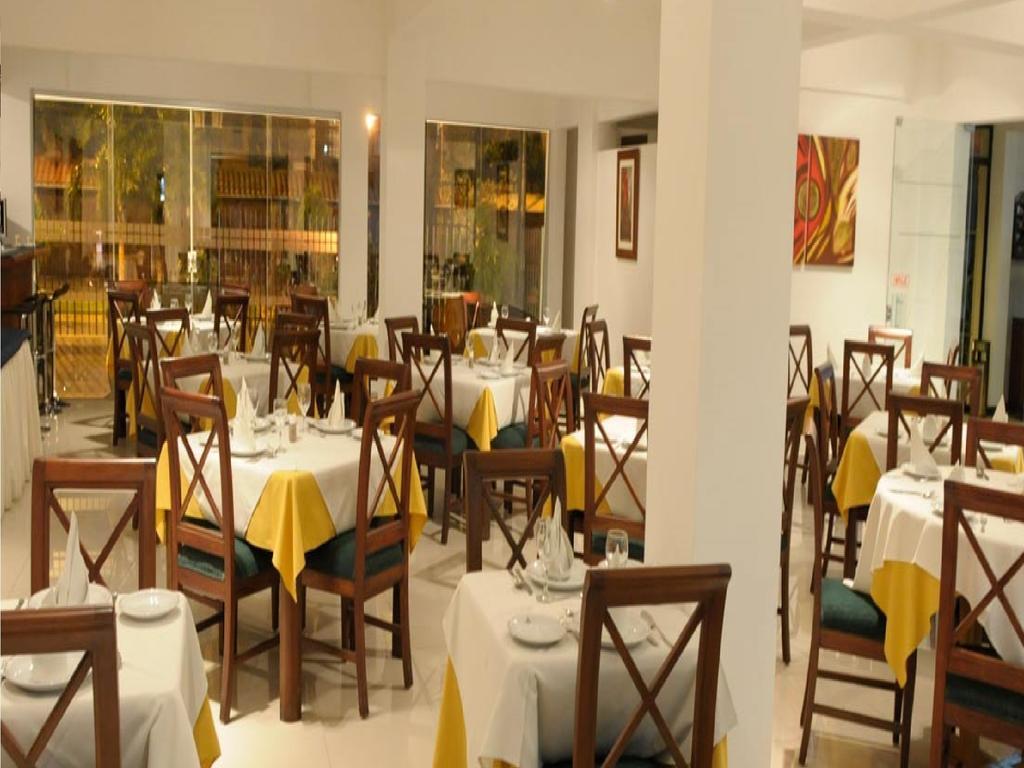 Hotel Caparuch Santa Cruz de La Sierra Εξωτερικό φωτογραφία
