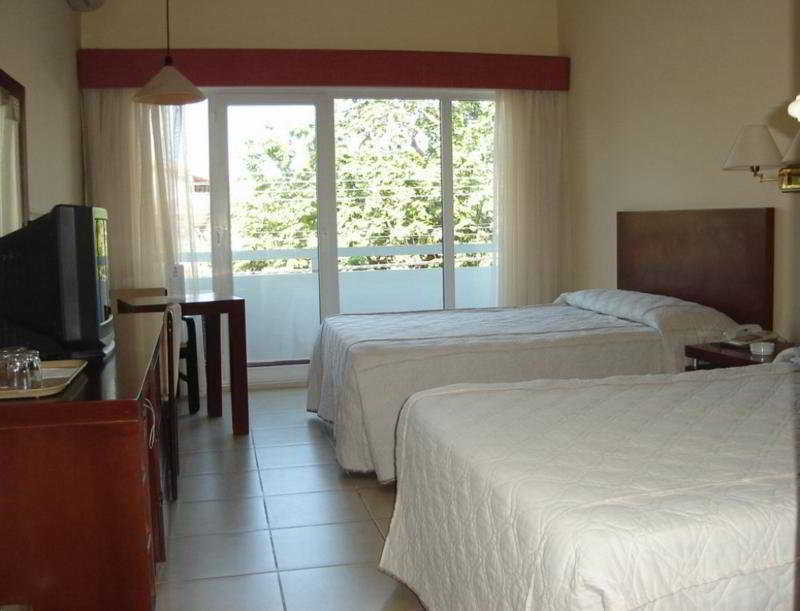 Hotel Caparuch Santa Cruz de La Sierra Εξωτερικό φωτογραφία